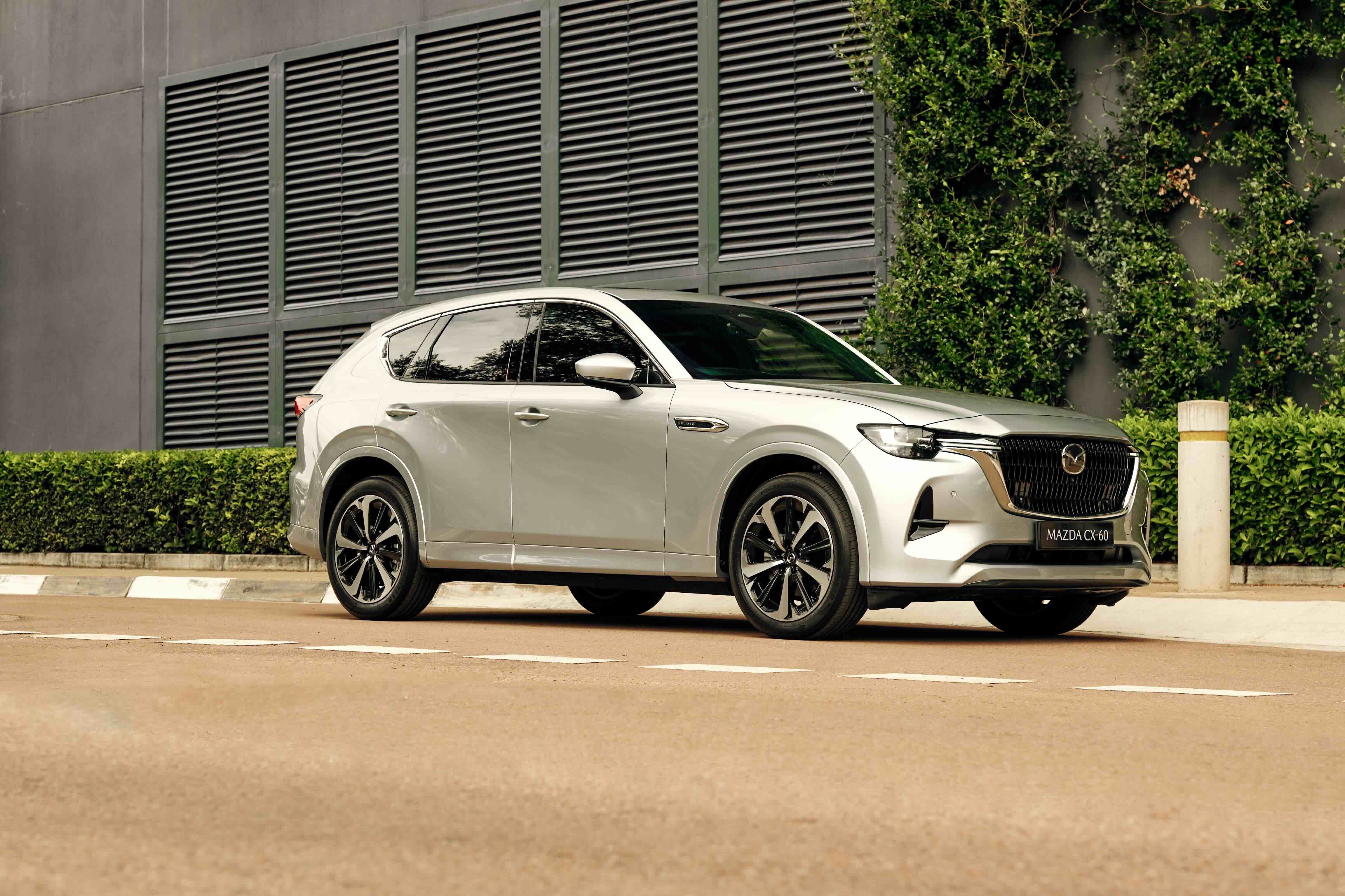 CX-60 parking