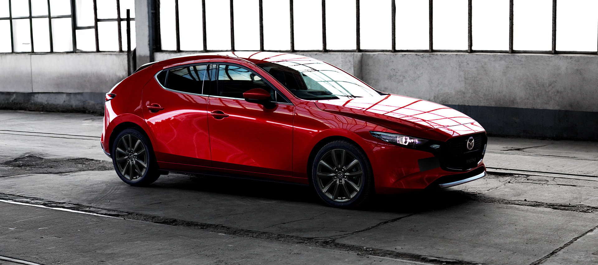 01_mazda3_bottom 5050_1200x750px