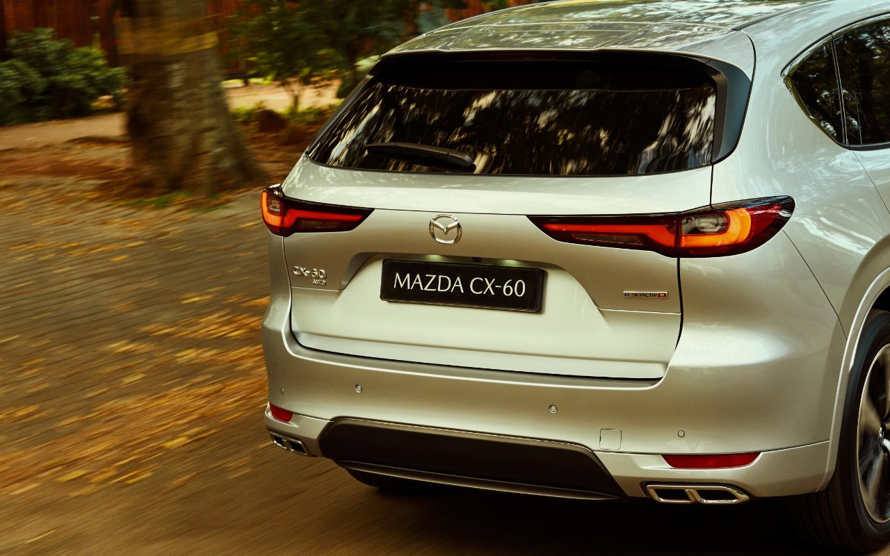 14_7th-Gen_Mazda-SA_Perspective_1200x800