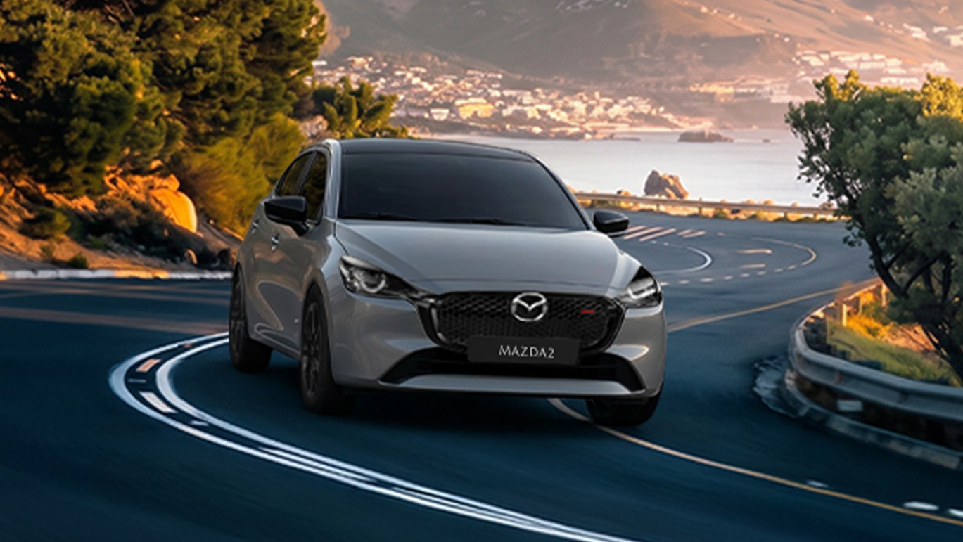 02_mazda2_accordian image_1369x771px