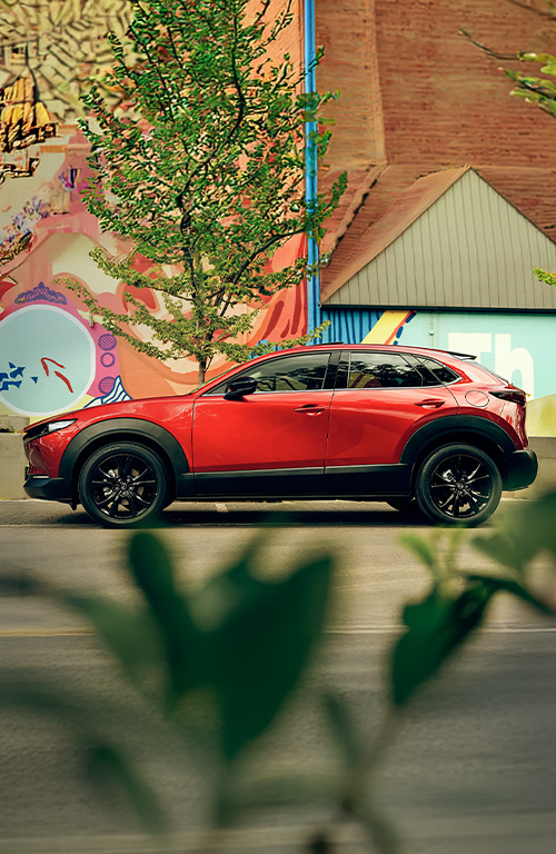 01_cx-30_showroom_header_mobile_500x768pxv